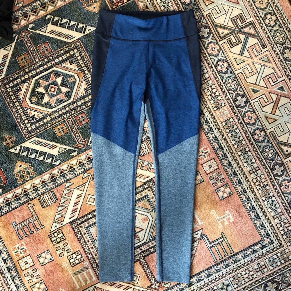 NWT Outdoor Voices 7/8 Tri-Tone Legging